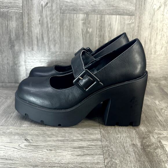 Madden Girl Tripper Platform Mary Jane Block Heel Women size 8.5 Black - Picture 2 of 8
